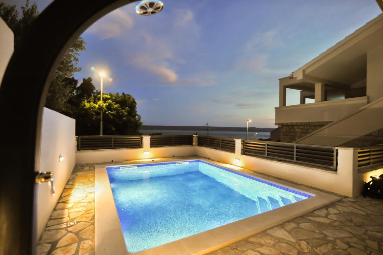 Apartmant Shine Luxury มาสเลนีซา ภายนอก รูปภาพ