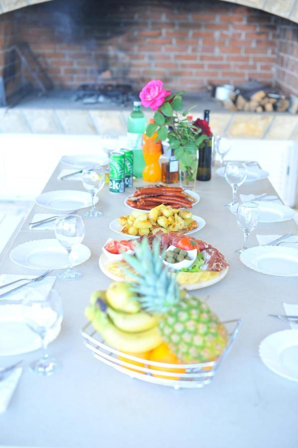 Apartmant Shine Luxury มาสเลนีซา ภายนอก รูปภาพ