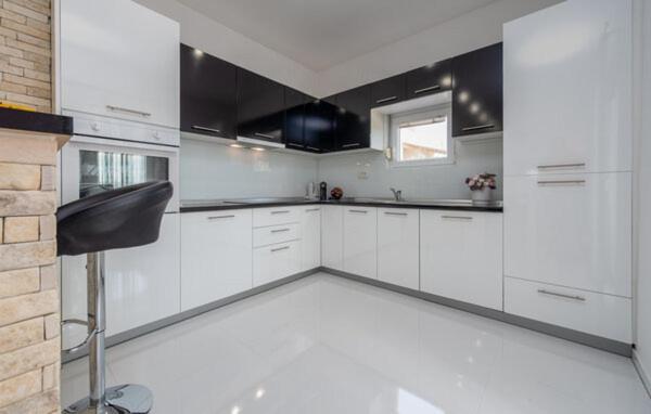 Apartmant Shine Luxury มาสเลนีซา ภายนอก รูปภาพ